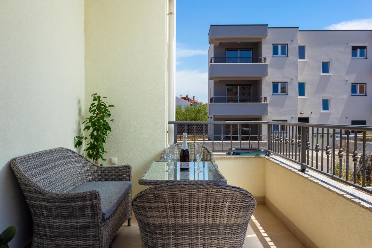Gajo Deluxe Trogir Exterior foto